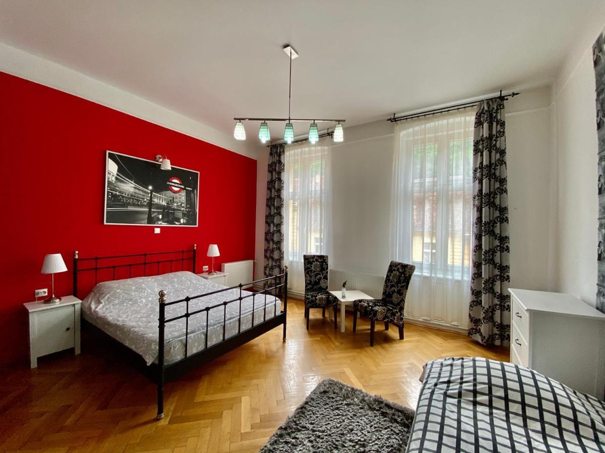 Casa Balcescu Hotell Braşov Eksteriør bilde