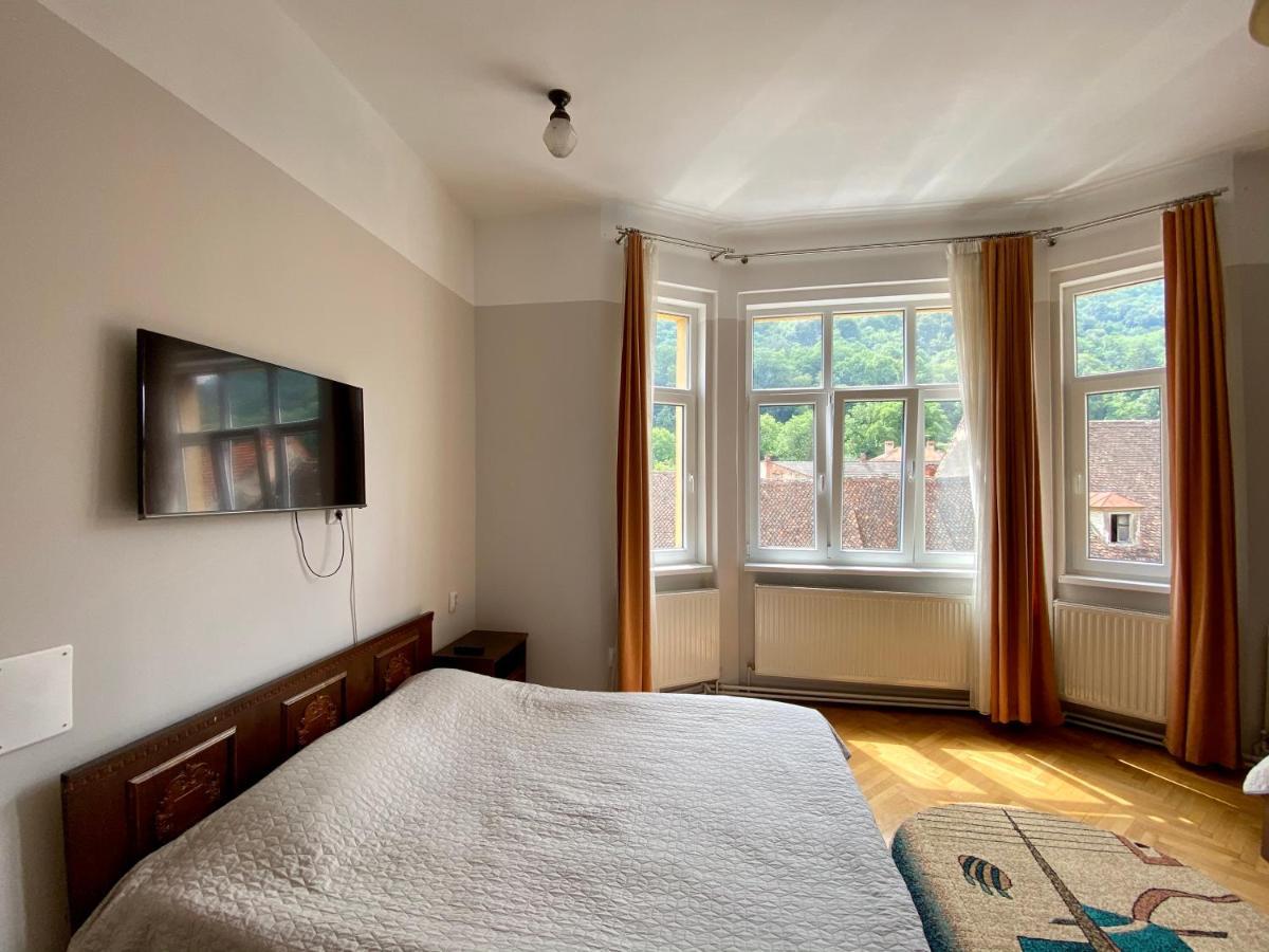 Casa Balcescu Hotell Braşov Eksteriør bilde